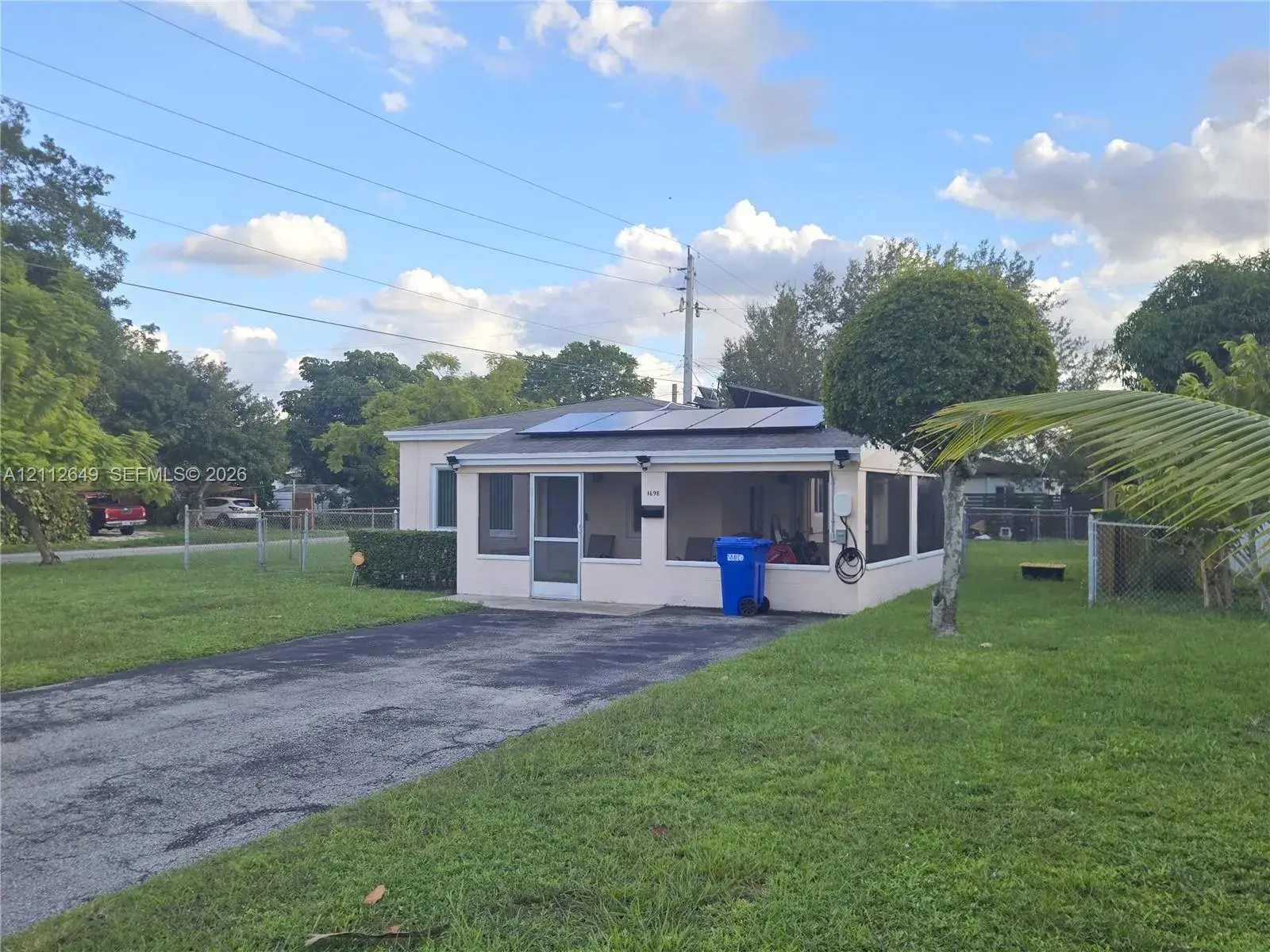 1698 NE 177th St, North Miami Beach FL 33162