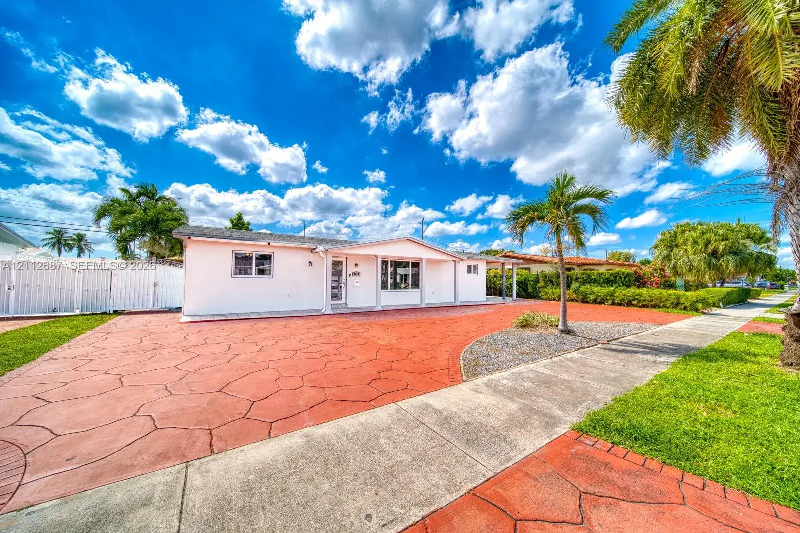 9340 SW 26th St, Miami FL 33165