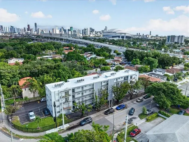 1111 NW 19th Ave # 205, Miami FL 33125