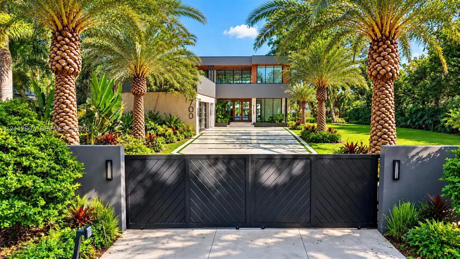 700 SW 12th Ave, Fort Lauderdale FL 33312