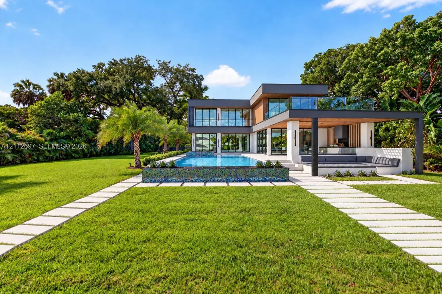 700 SW 12th Ave, Fort Lauderdale FL 33312