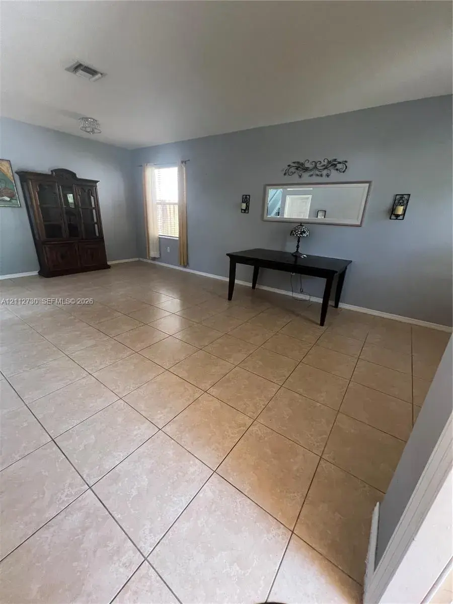 1430 SE 18th Pl, Homestead FL 33035