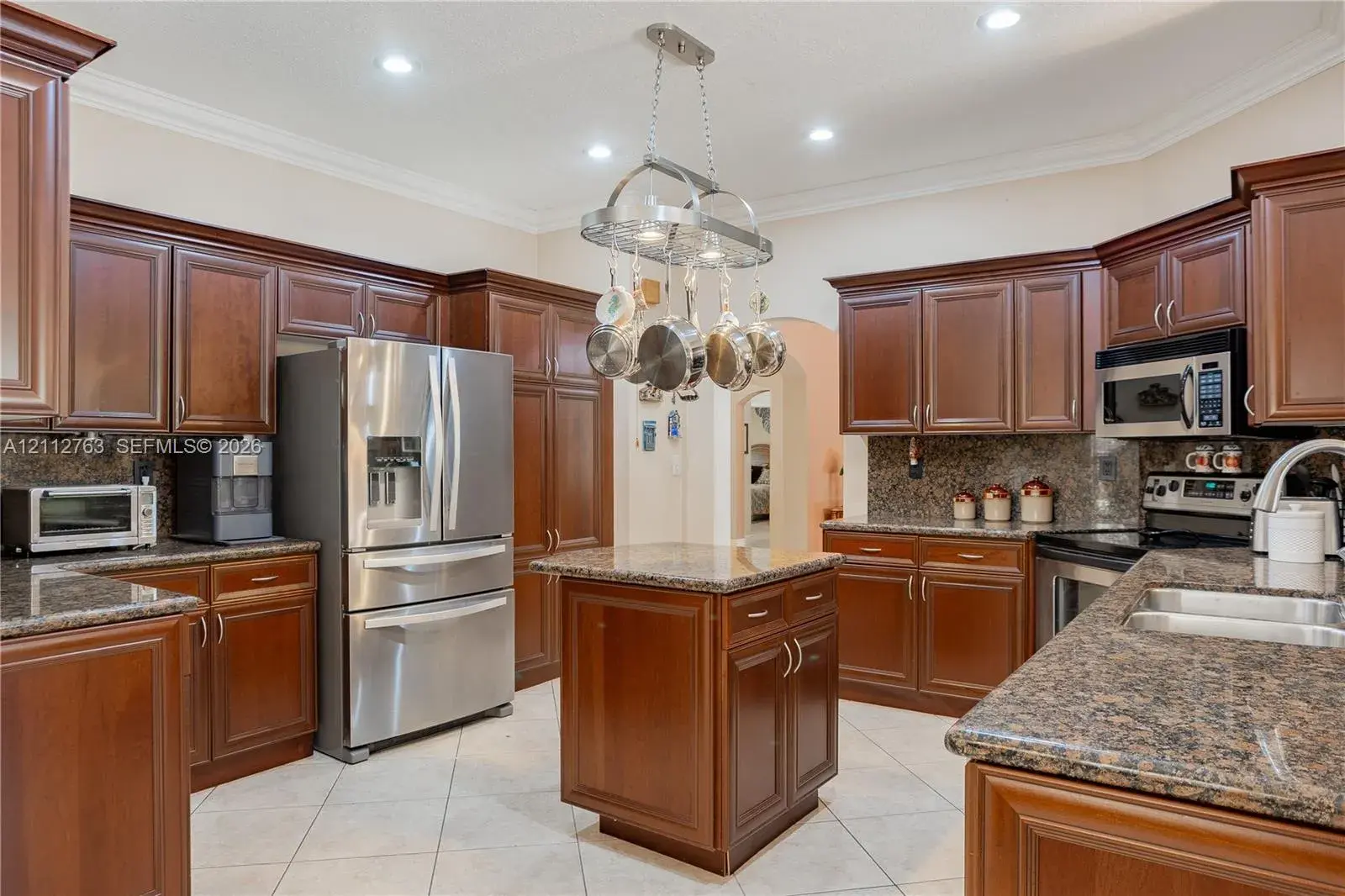 7940 NW 159th Ter, Miami Lakes FL 33016