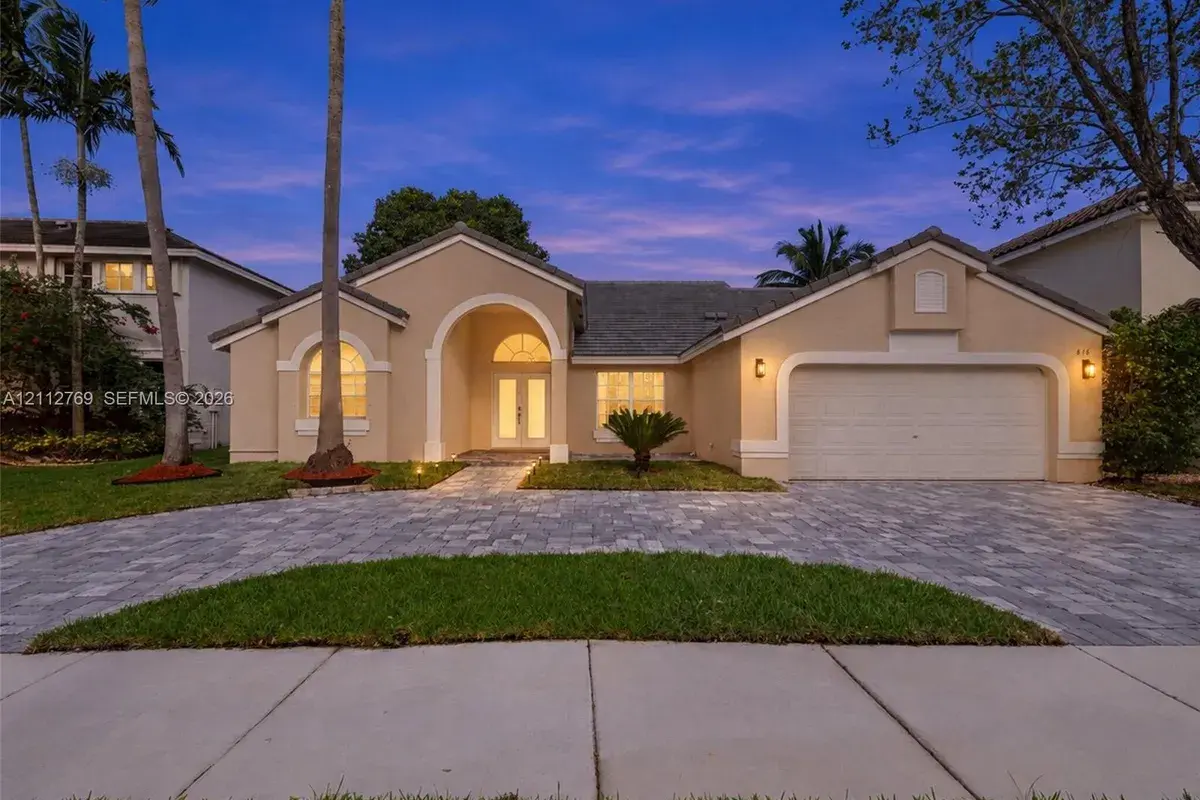 816 Crestview Cir, Weston FL 33327