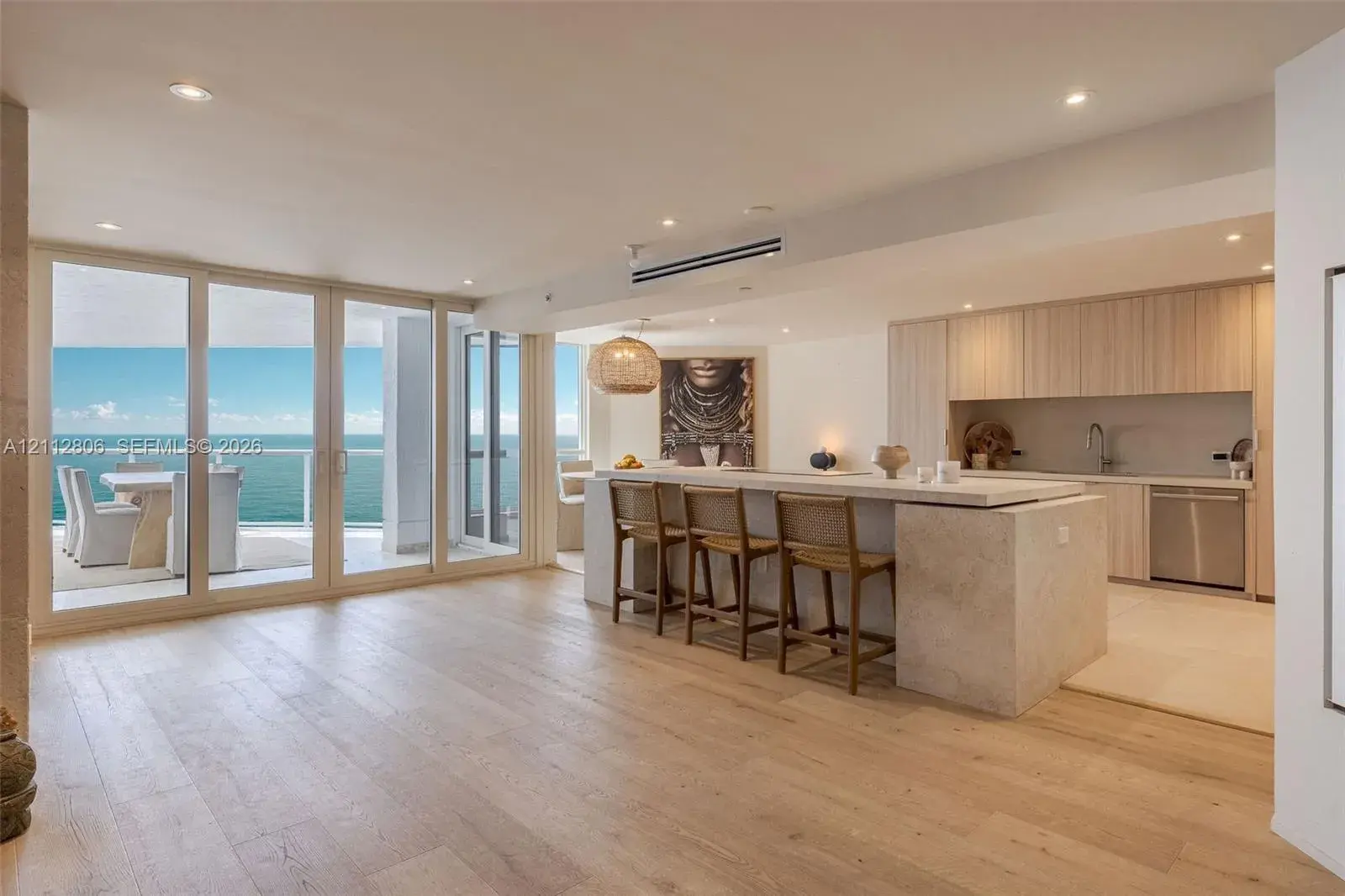 6767 Collins Ave # 2206, Miami Beach FL 33141