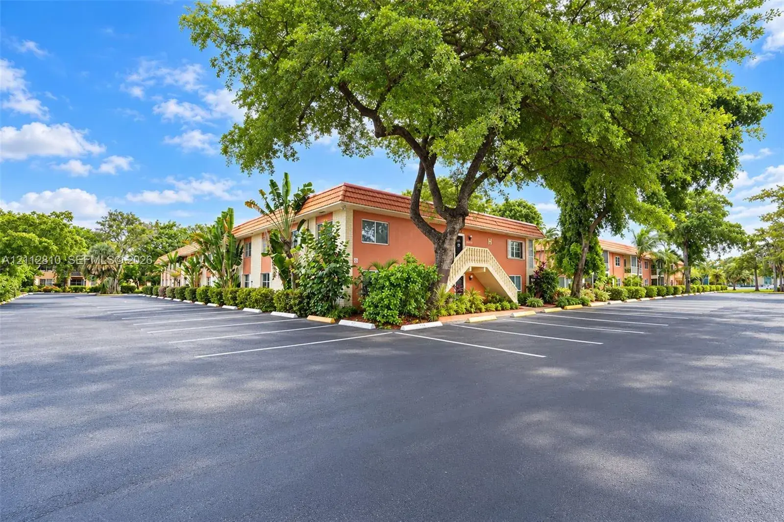 1920 NE 1st Ter # 107H, Wilton Manors FL 33305