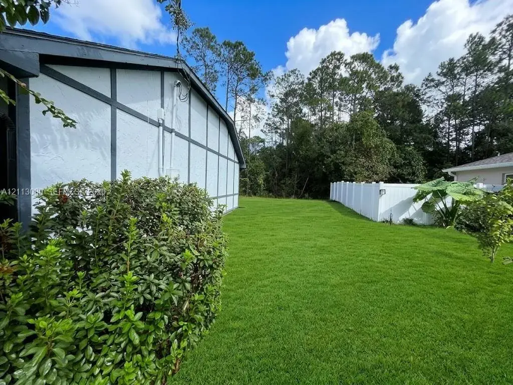 15 Wellshire Ln, Palm Coast FL 32164