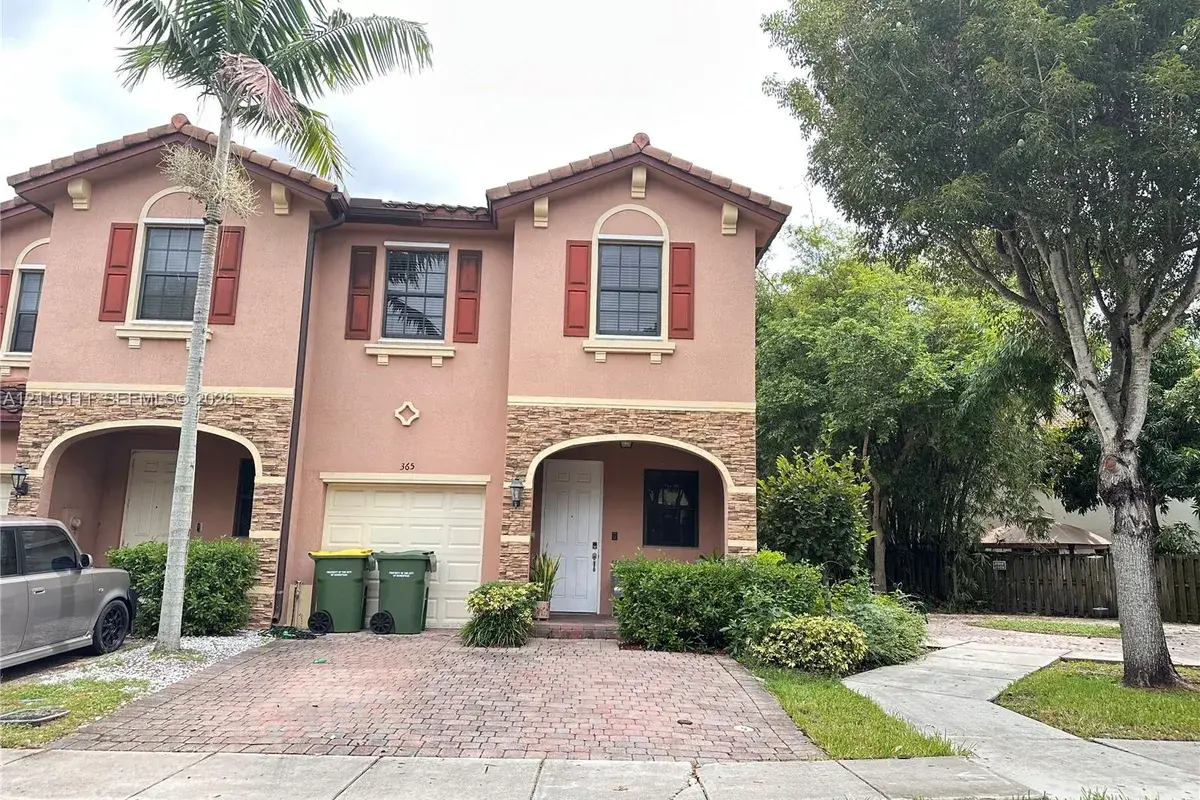 365 SE 37th Ter, Homestead FL 33033
