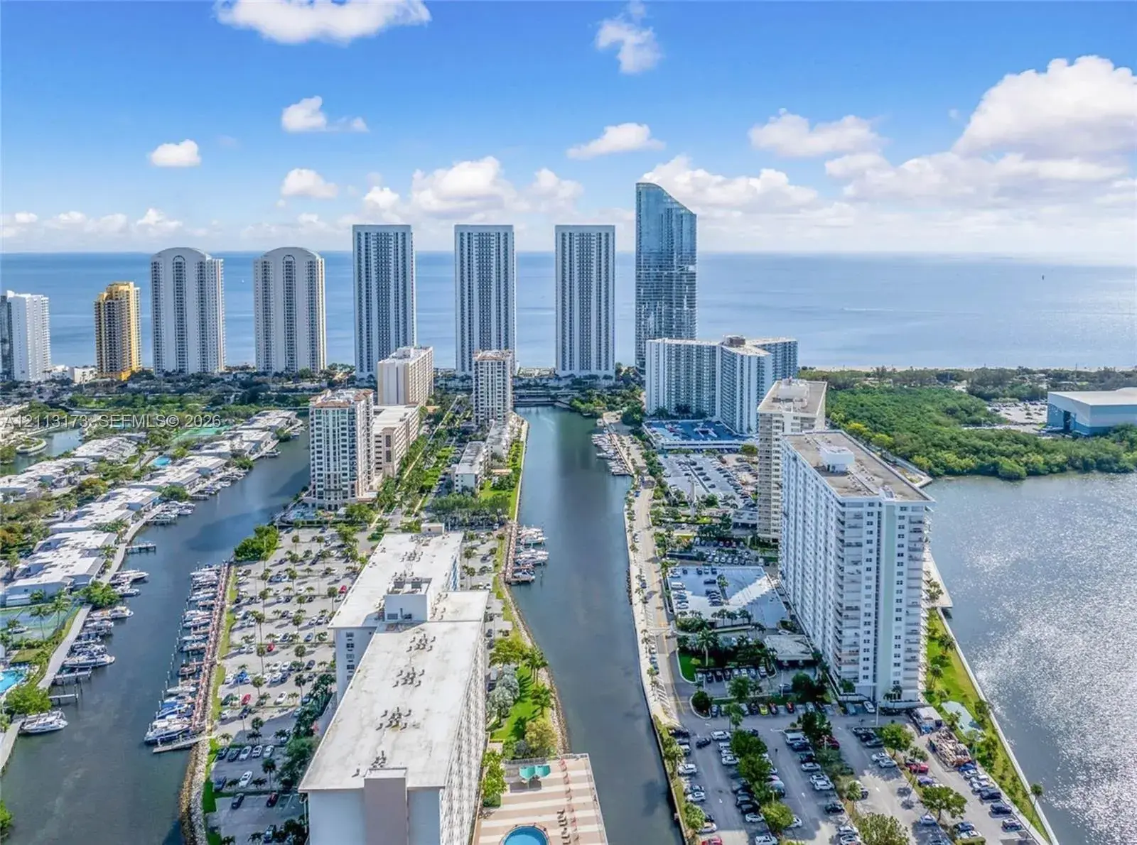 300 Bayview Dr # 1614, Sunny Isles Beach FL 33160