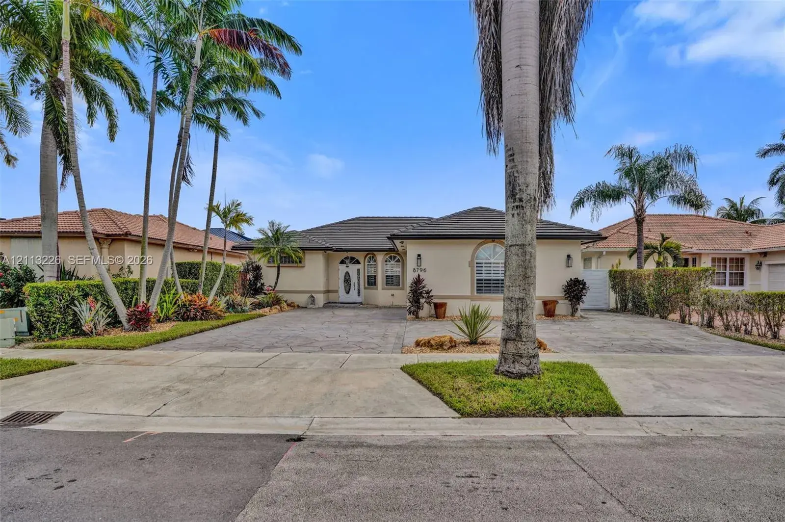 8796 NW 140th Ln, Miami Lakes FL 33018