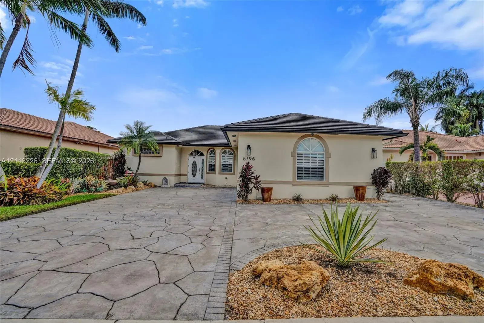 8796 NW 140th Ln, Miami Lakes FL 33018