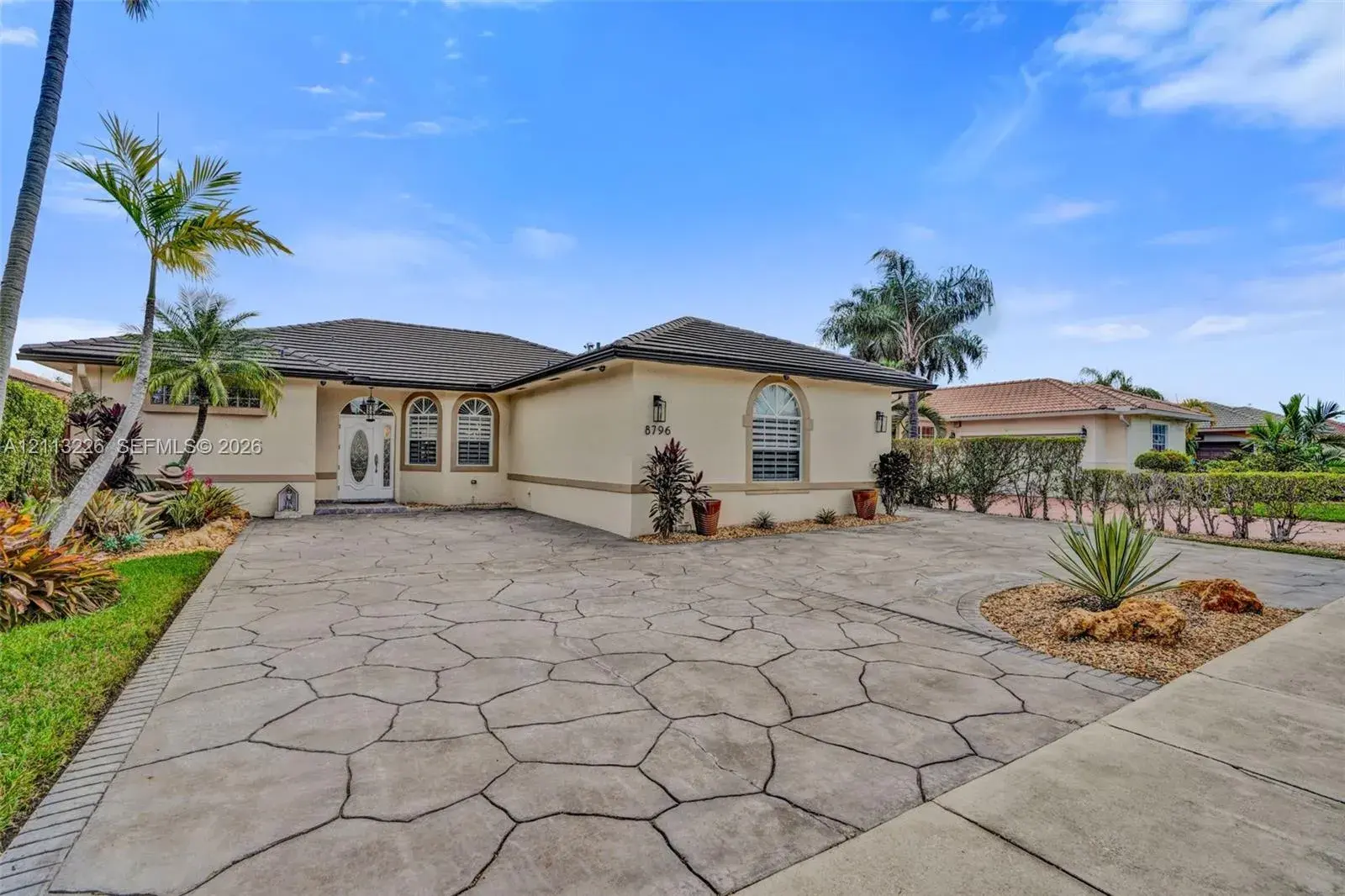 8796 NW 140th Ln, Miami Lakes FL 33018