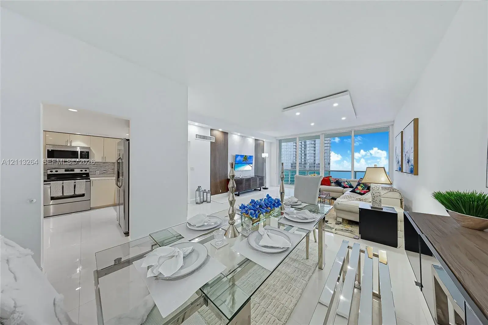 100 Bayview Dr, Sunny Isles Beach FL 33160