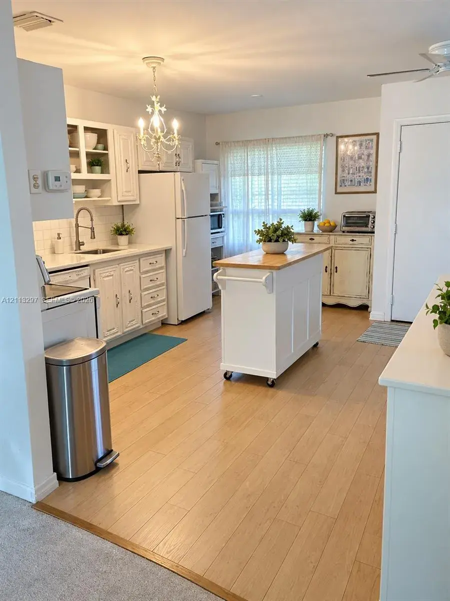 8980 Warwick Dr # 410, Boca Raton FL 33433