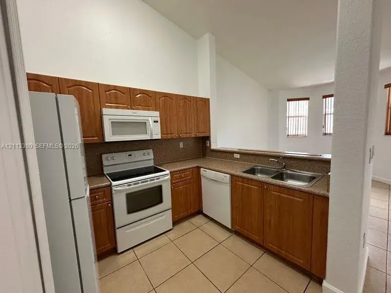 1661 SE 29th Ct # 201, Homestead FL 33035