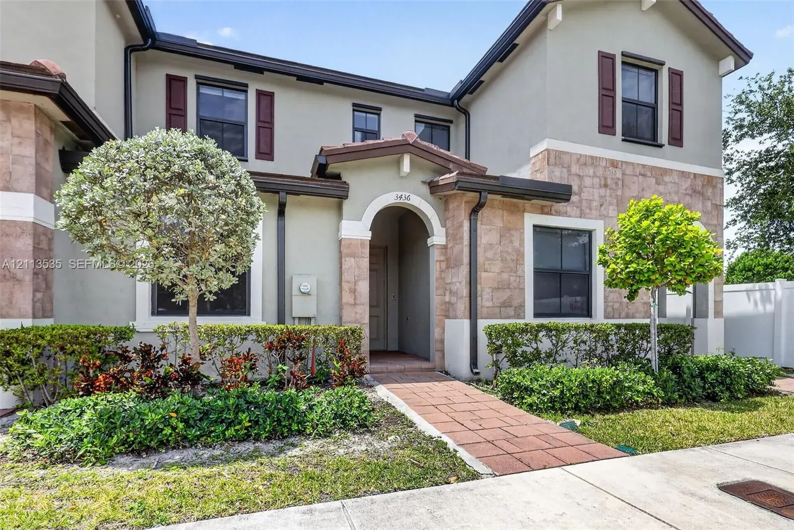 3436 W 111th Pl, Hialeah FL 33018