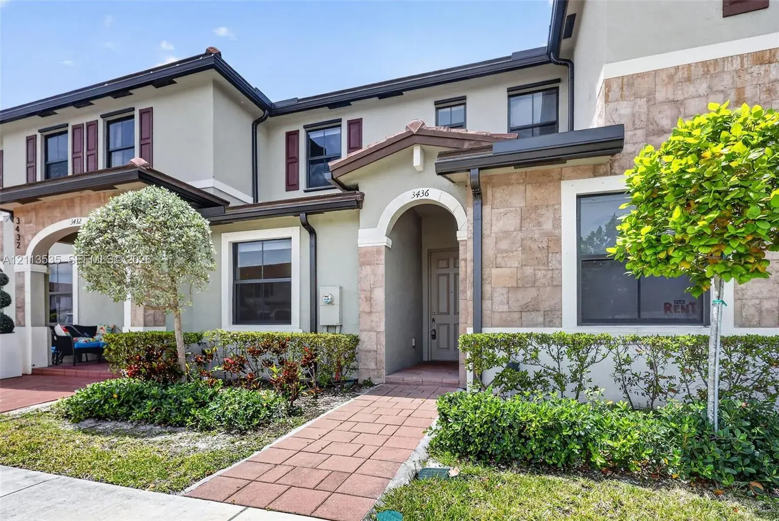 3436 W 111th Pl, Hialeah FL 33018