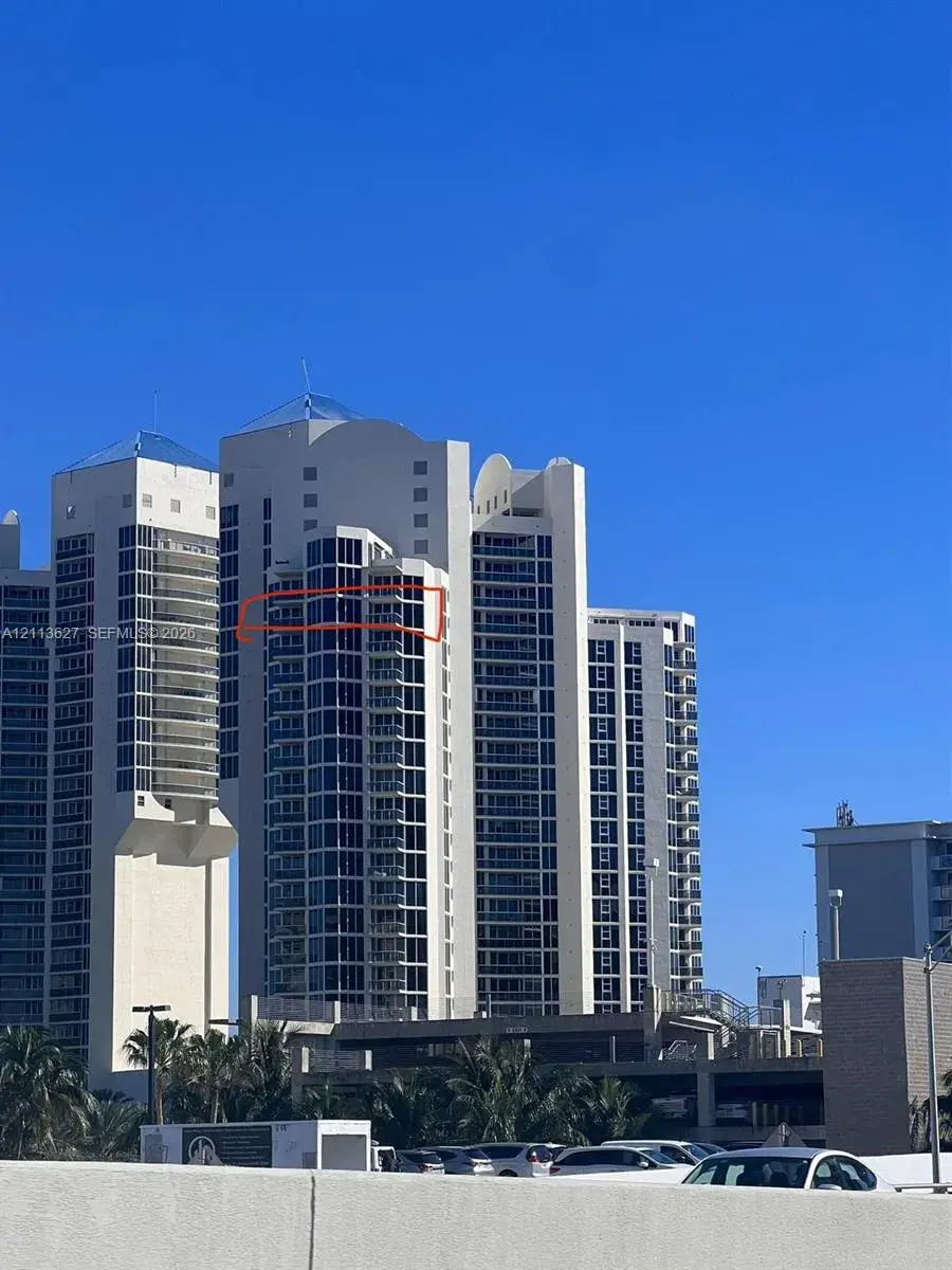 19333 Collins Ave # 2410, Sunny Isles Beach FL 33160