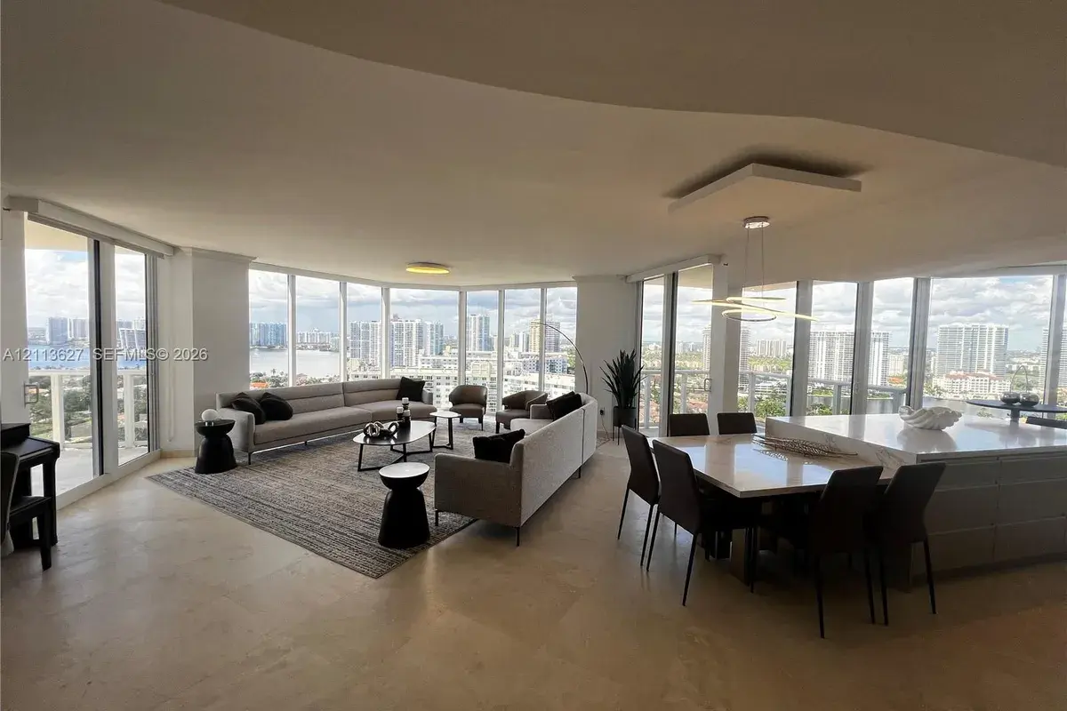 19333 Collins Ave # 2410, Sunny Isles Beach FL 33160