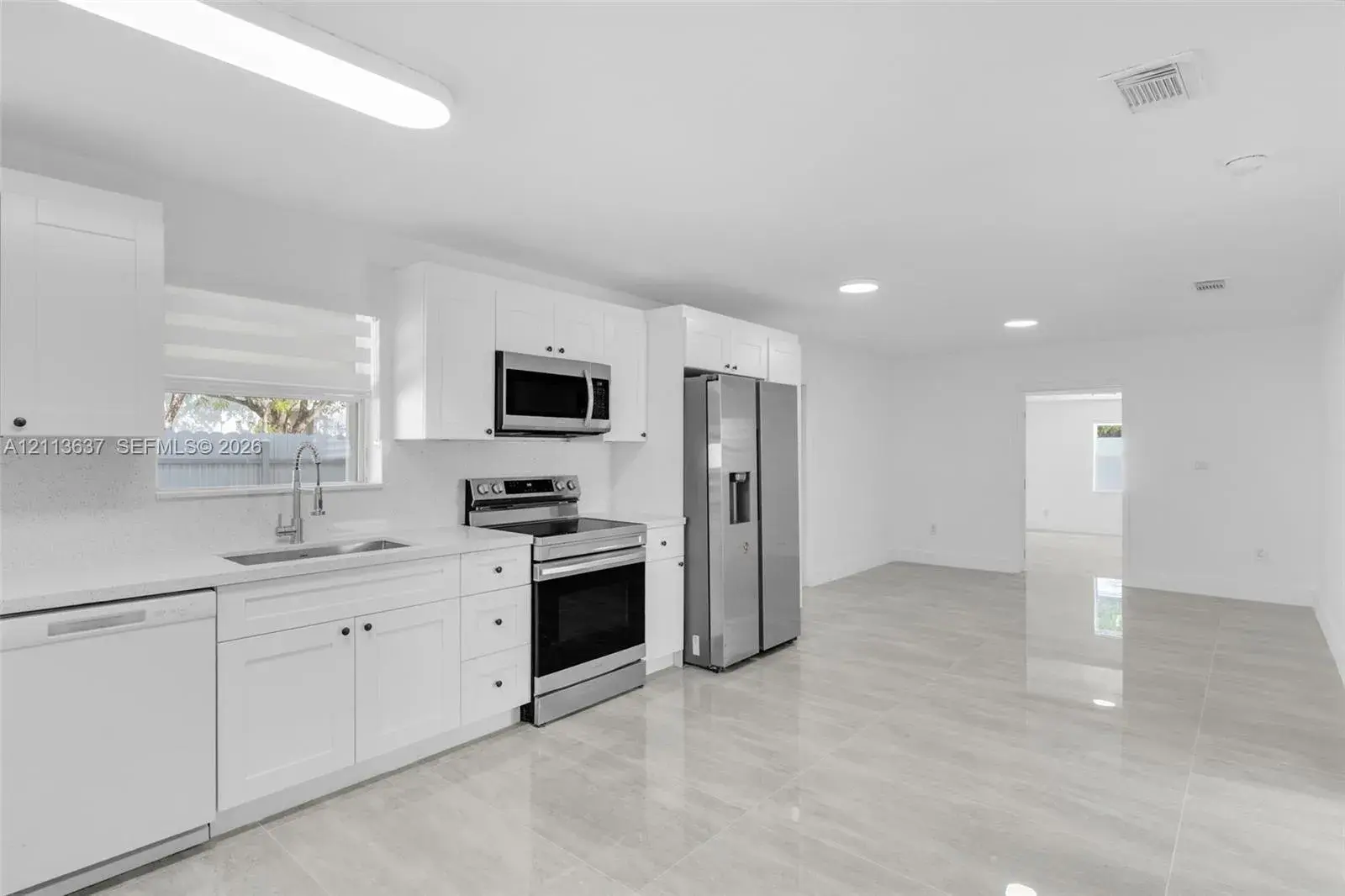 9999 NW 25th Ter, Doral FL 33172