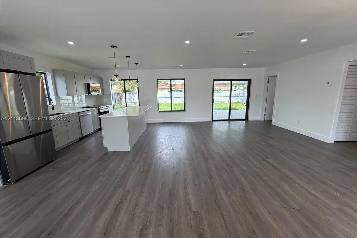 115 NE 205th Ter, Miami Gardens FL 33179
