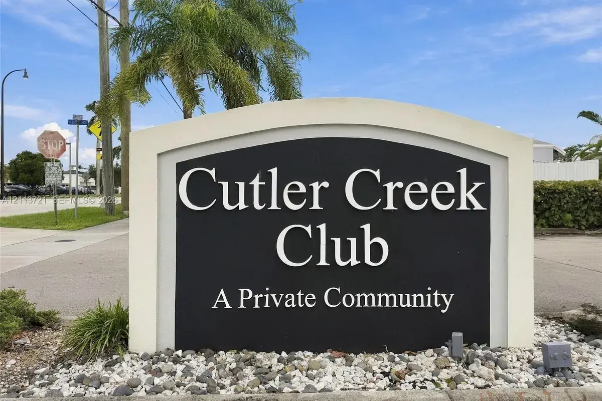 10340 SW 208th Ln, Cutler Bay FL 33189