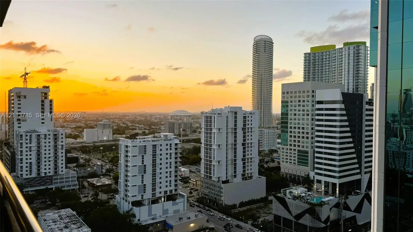 1 bedroom 1 bath Residential for sale at 999 SW 1st Ave # 2215, Miami FL 33130