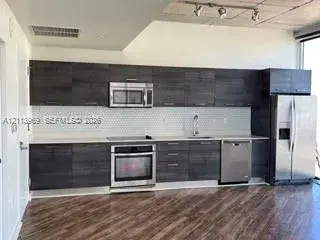 151 SE 1st St # 1702, Miami FL 33131