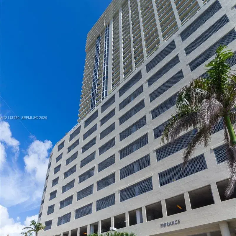 16699 Collins Ave(avlbnow) # 3707, Sunny Isles Beach FL 33160