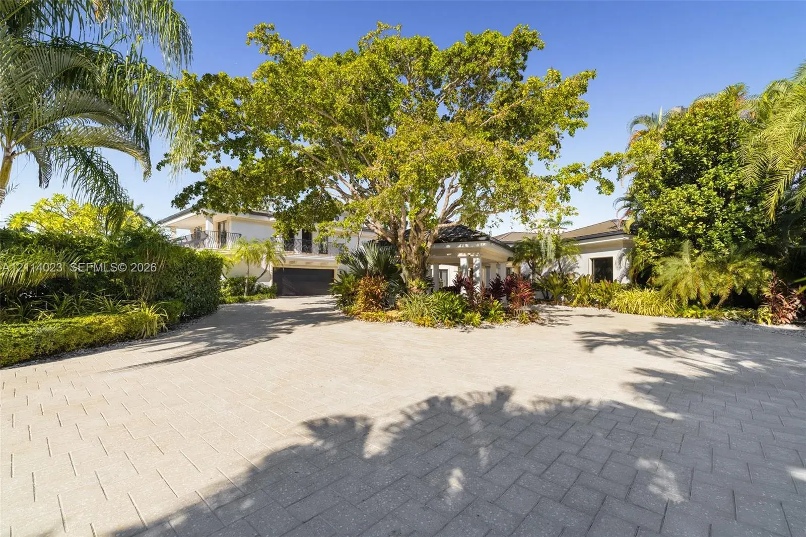 2300 Aqua Vista Blvd, Fort Lauderdale FL 33301