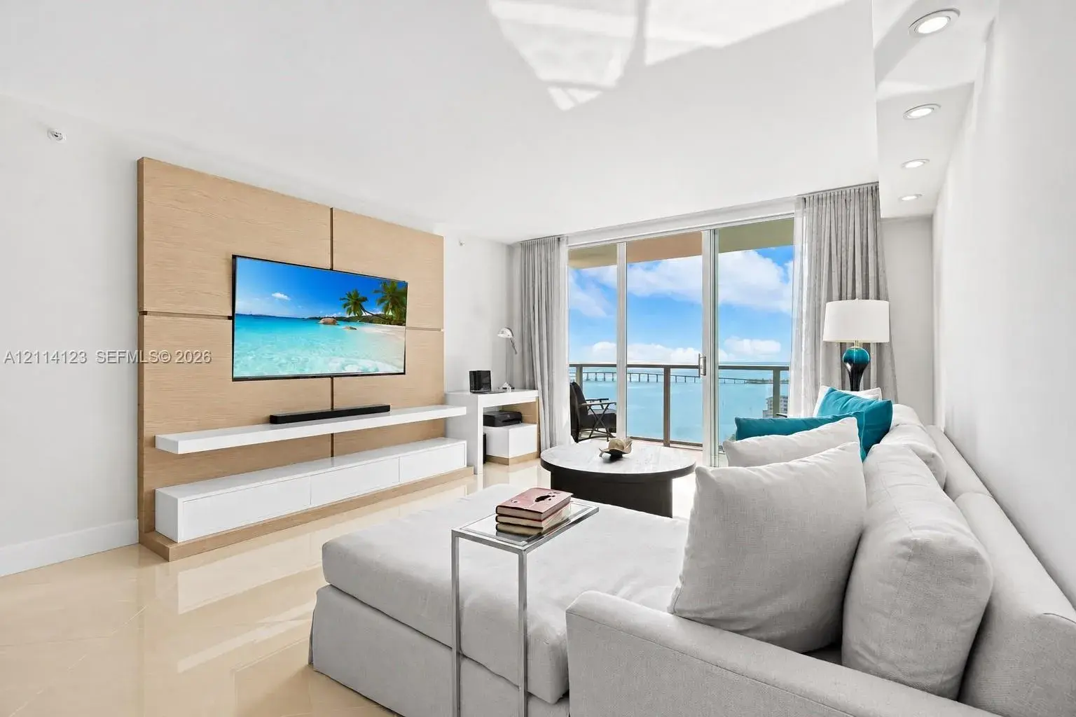 1155 Brickell Bay Dr # 2609, Miami FL 33131
