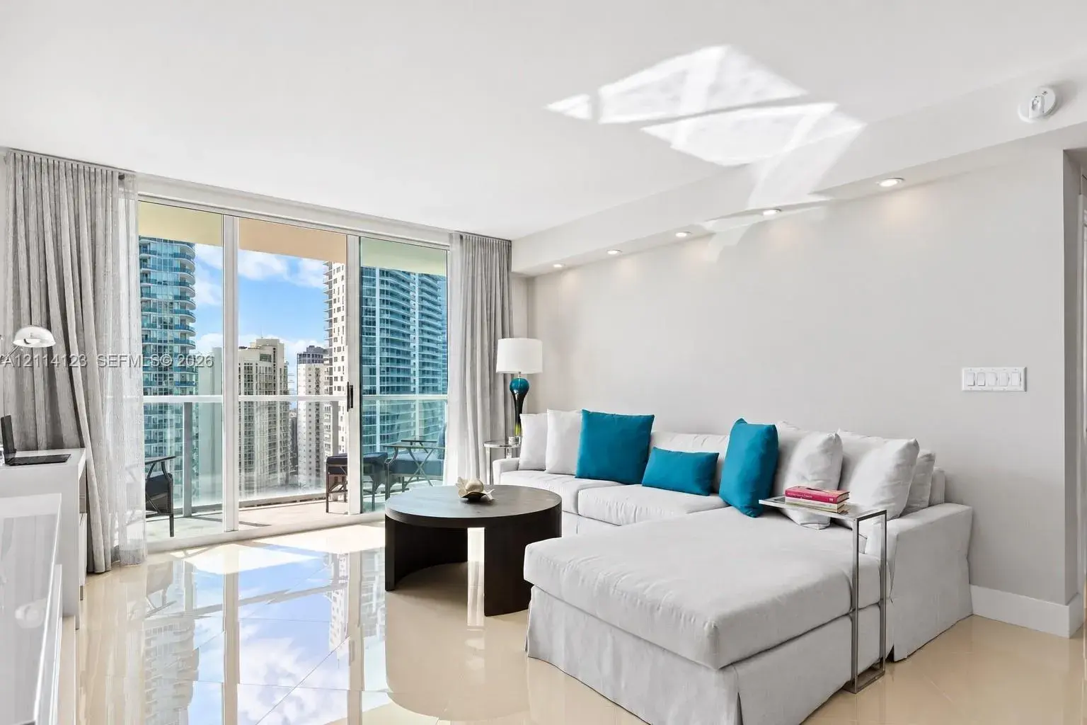 1155 Brickell Bay Dr # 2609, Miami FL 33131