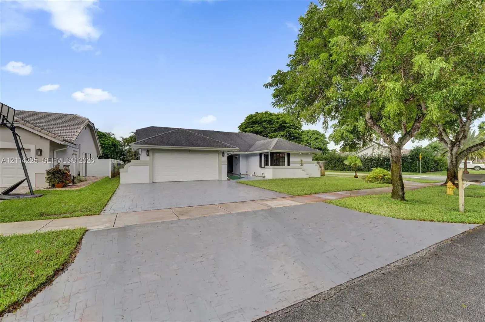 5741 SW 88th Ter, Cooper City FL 33328