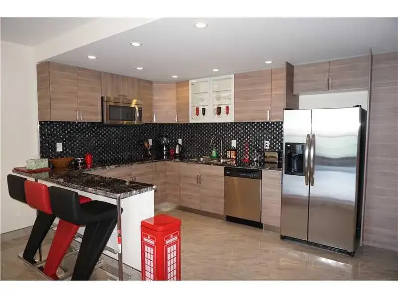 19370 COLLINS AV SEASONAL # 1611, Sunny Isles Beach FL 33160