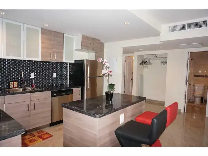 19370 COLLINS AV SEASONAL # 1007, Sunny Isles Beach FL 33160 photo 2