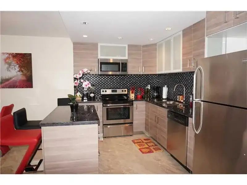 19370 COLLINS AV SEASONAL # 1007, Sunny Isles Beach FL 33160 photo 3