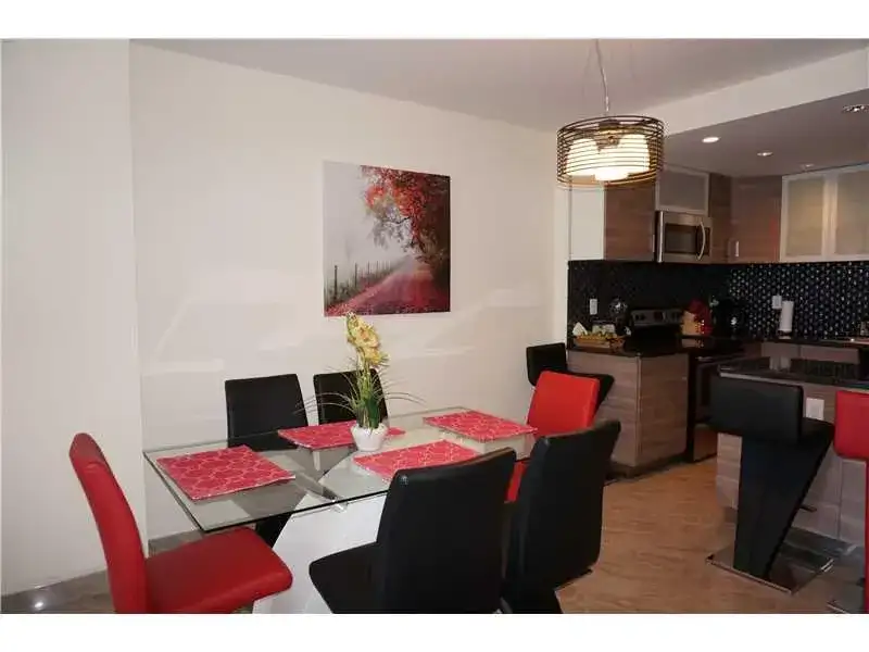 19370 COLLINS AV SEASONAL # 1007, Sunny Isles Beach FL 33160 photo 4