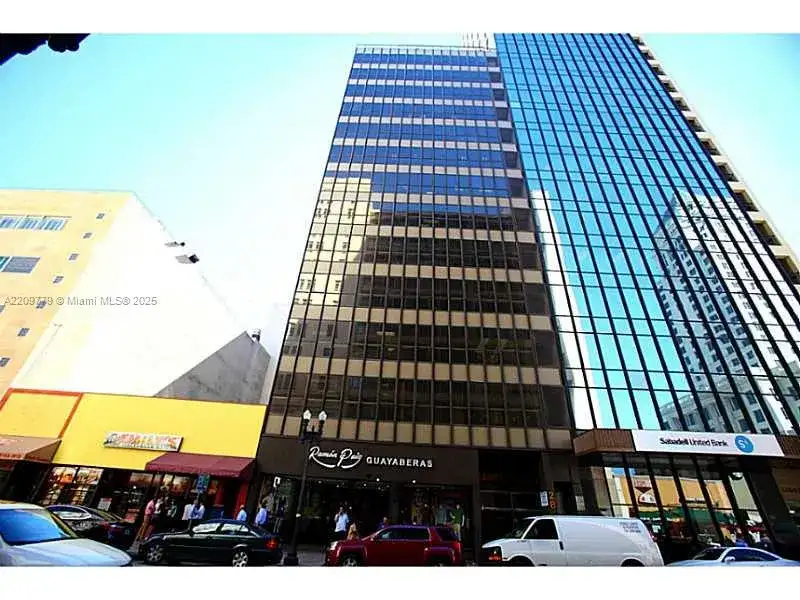 28 W FLAGLER ST, Miami FL 33130 photo 2