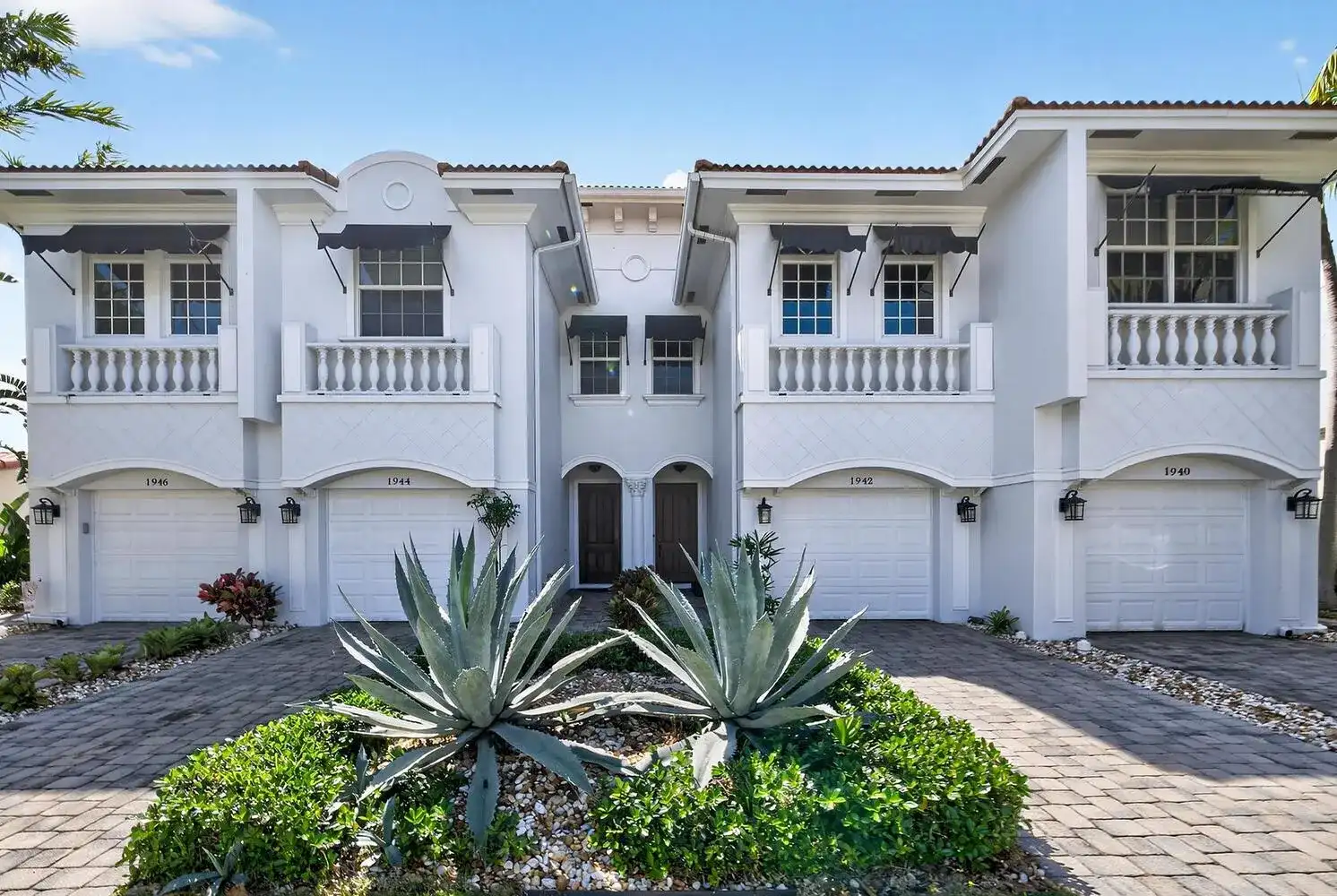 1942 NE 32nd Street, Lighthouse Point FL 33064