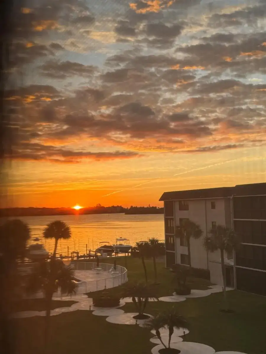 2424 N Federal Highway # 407, Boynton Beach FL 33435