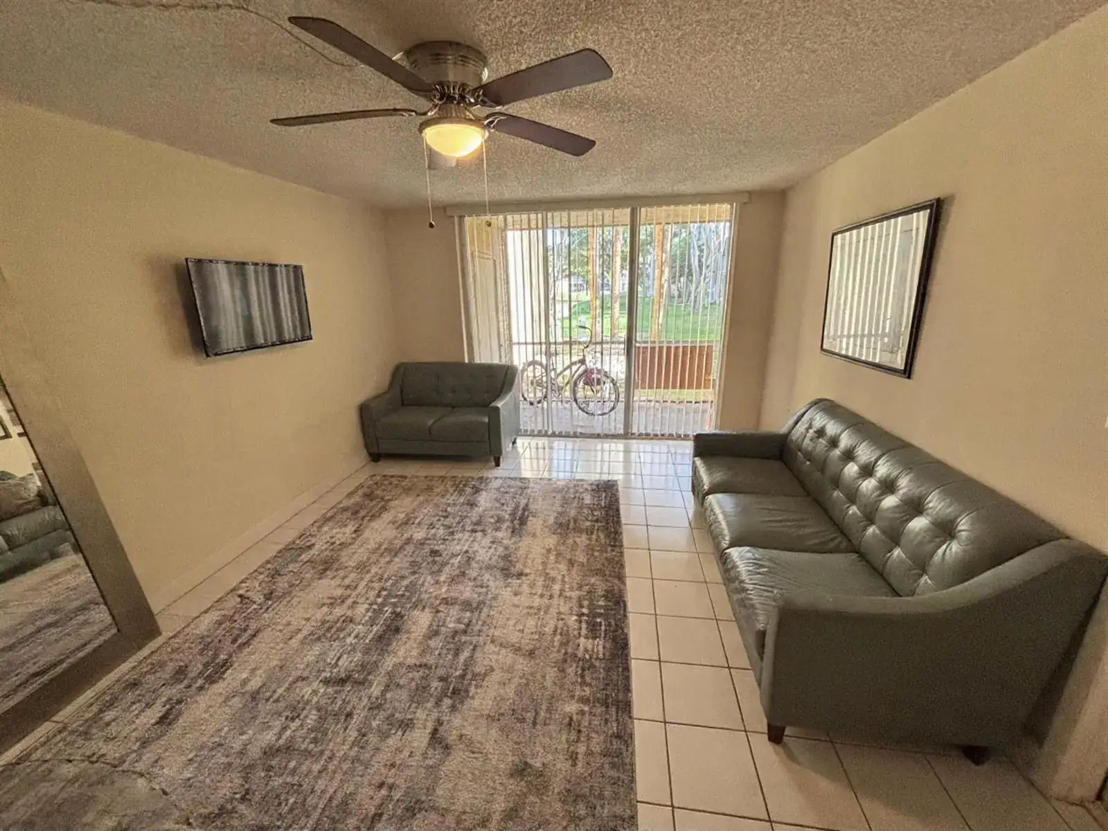 3121 NW 47th Terrace # 107, Lauderdale Lakes FL 33319