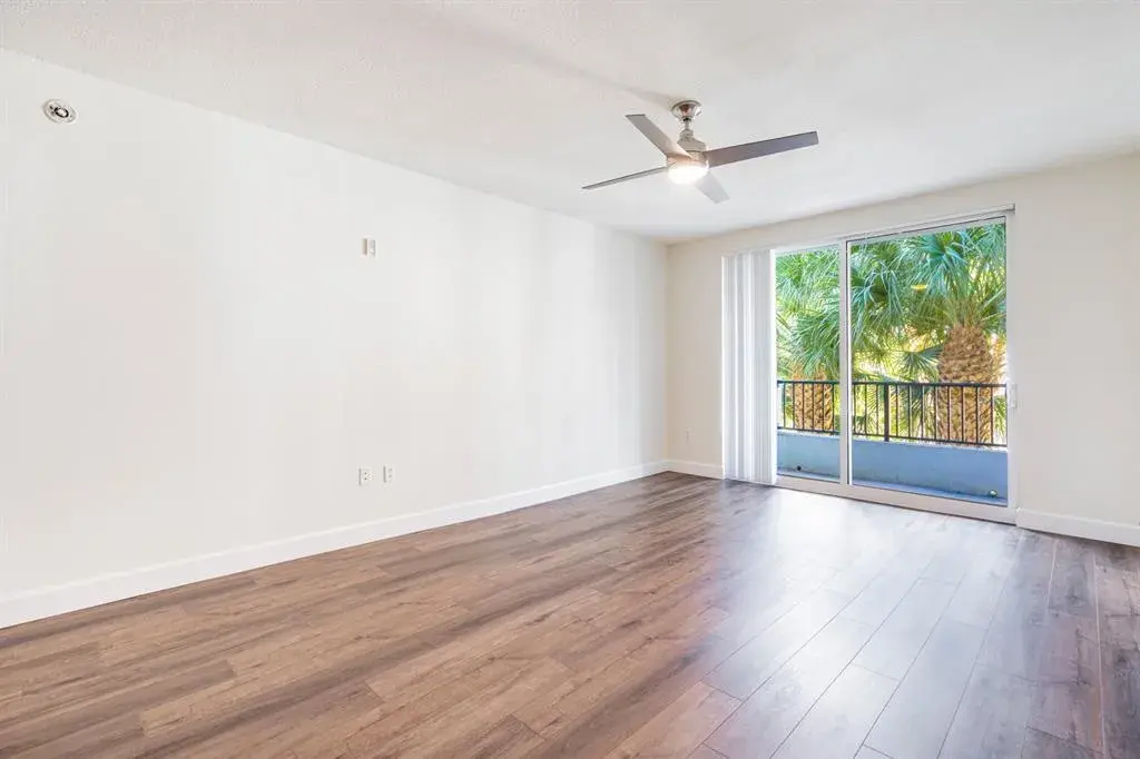 2421 NE 65th Street # 309, Fort Lauderdale FL 33308