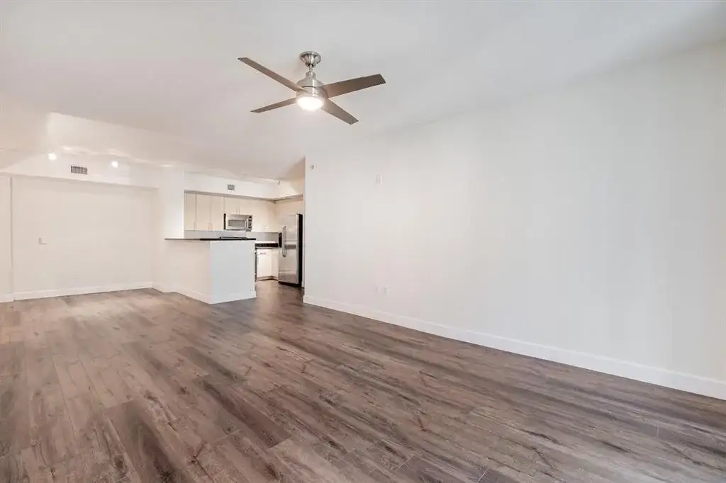 2421 NE 65th Street # 309, Fort Lauderdale FL 33308 photo 4