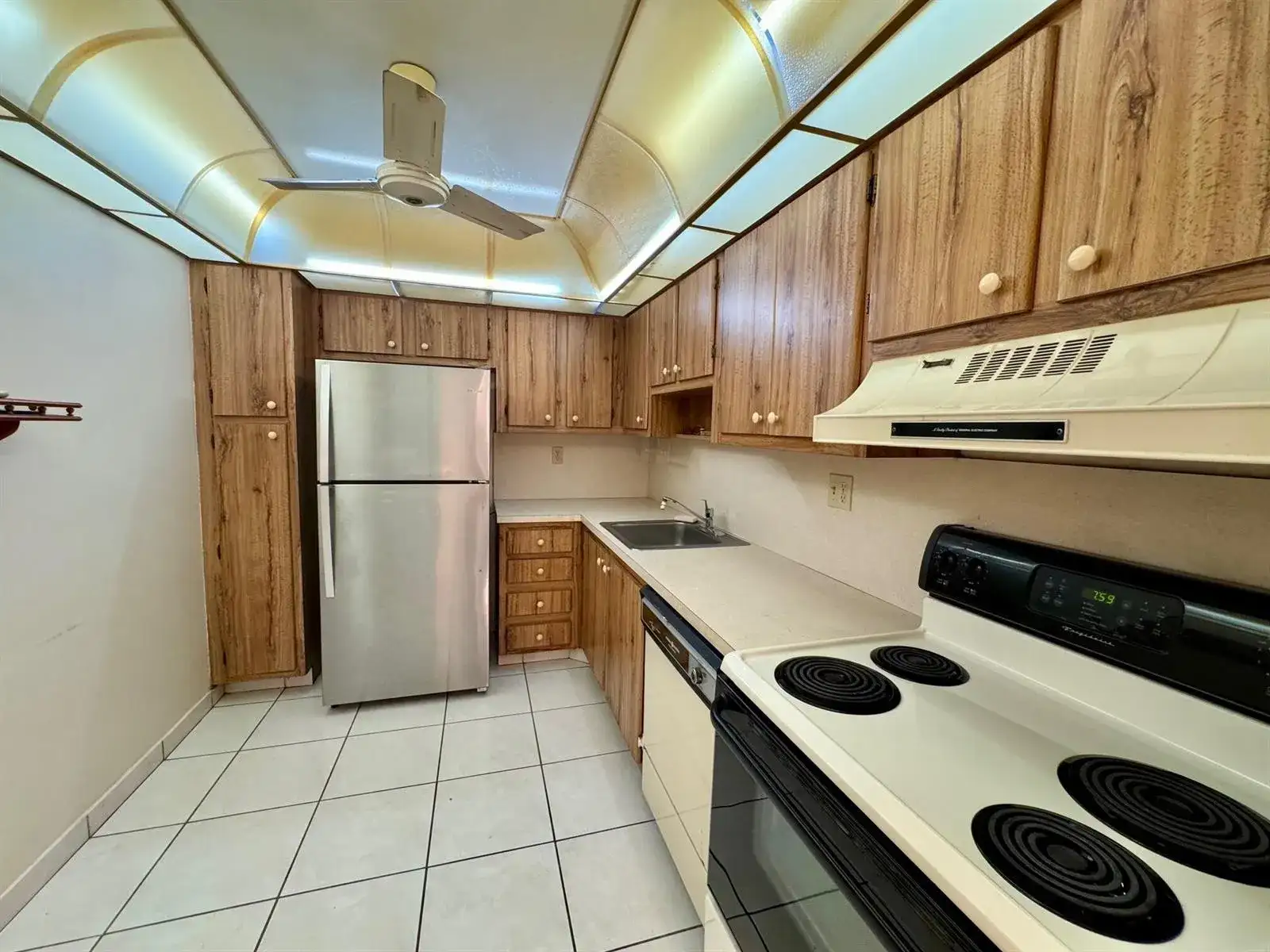 8050 W Mcnab Road # 320, Tamarac FL 33321 photo 2