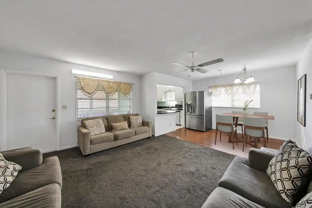 5300 Washington Street # G321, Pembroke Pines FL 33025