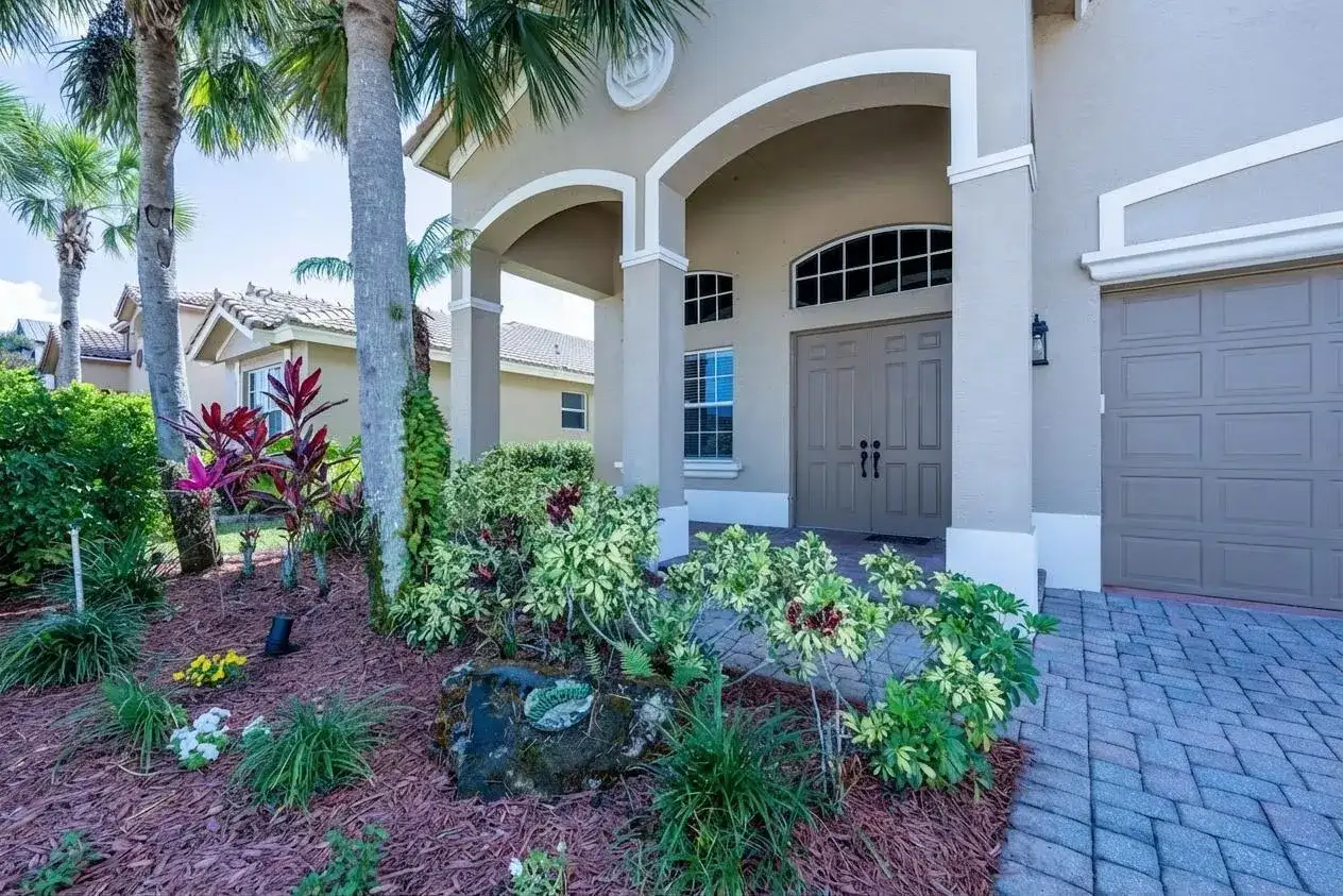 2924 SW Chatham Lane, Port St. Lucie FL 34953 photo 3