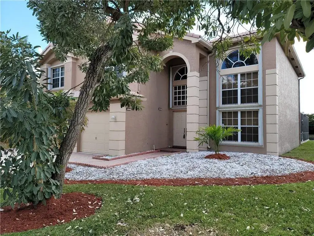 2281 SW 164th Avenue, Miramar FL 33027 photo 2