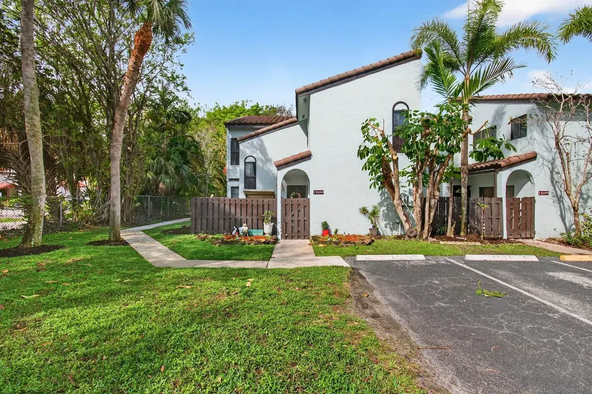 22380 Pineapple Walk Drive, Boca Raton FL 33433