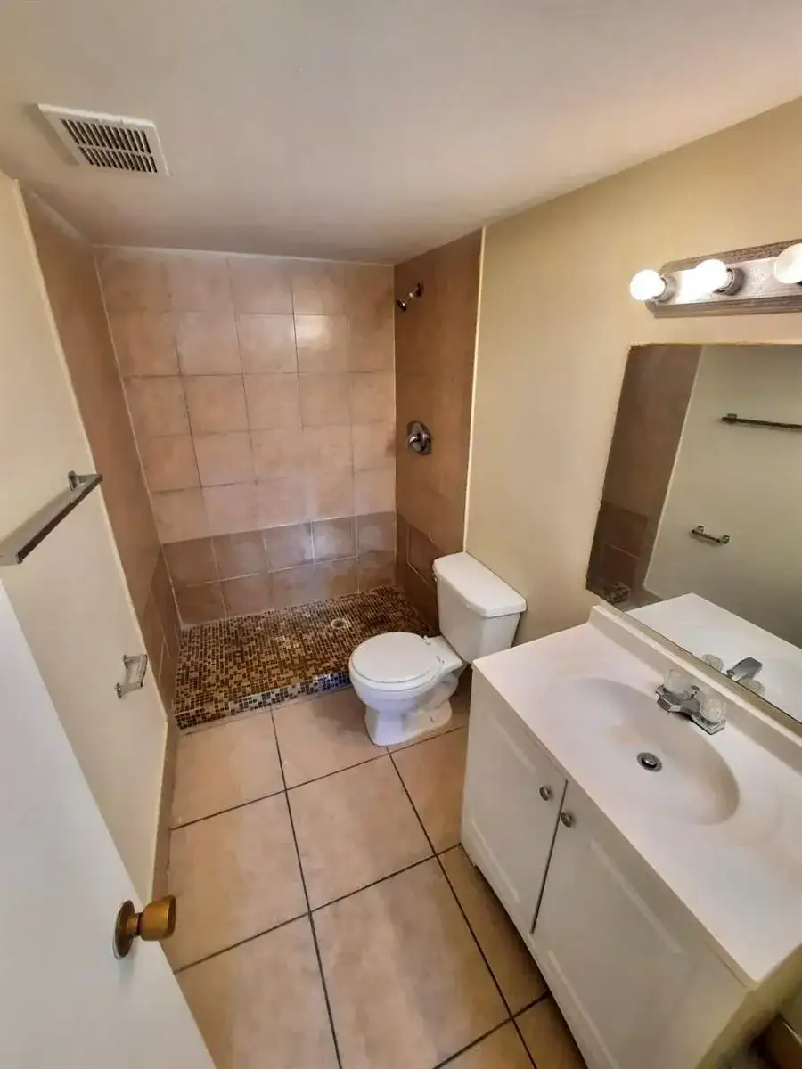 409 Executive Center Drive # 208, West Palm Beach FL 33401 photo 5