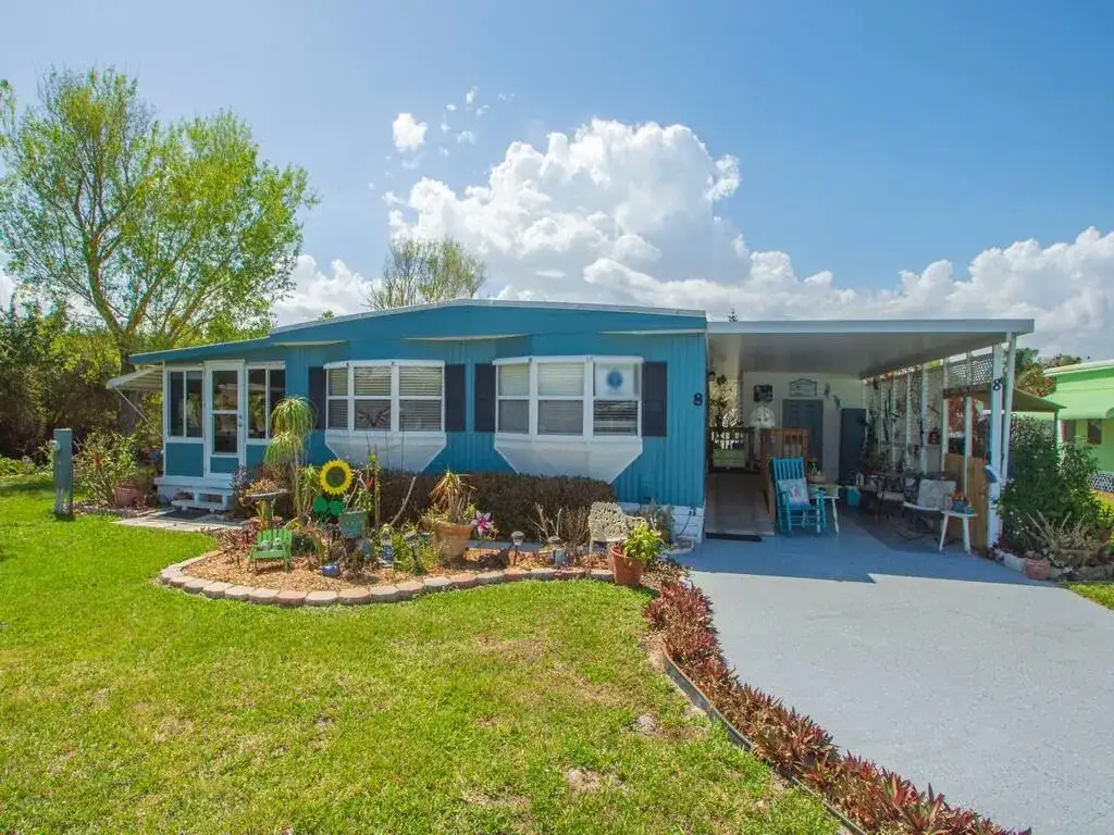 8 Santa Fe Lane, Port St. Lucie FL 34952 photo 2